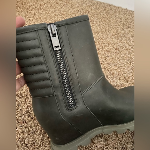 New Sorel Joan of Arctic III Waterproof Leather Moto Wedge Boots Dark Moss 5 - Picture 7 of 11